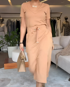 Conjunto con Top y Falda con Escote en V para Mujeres